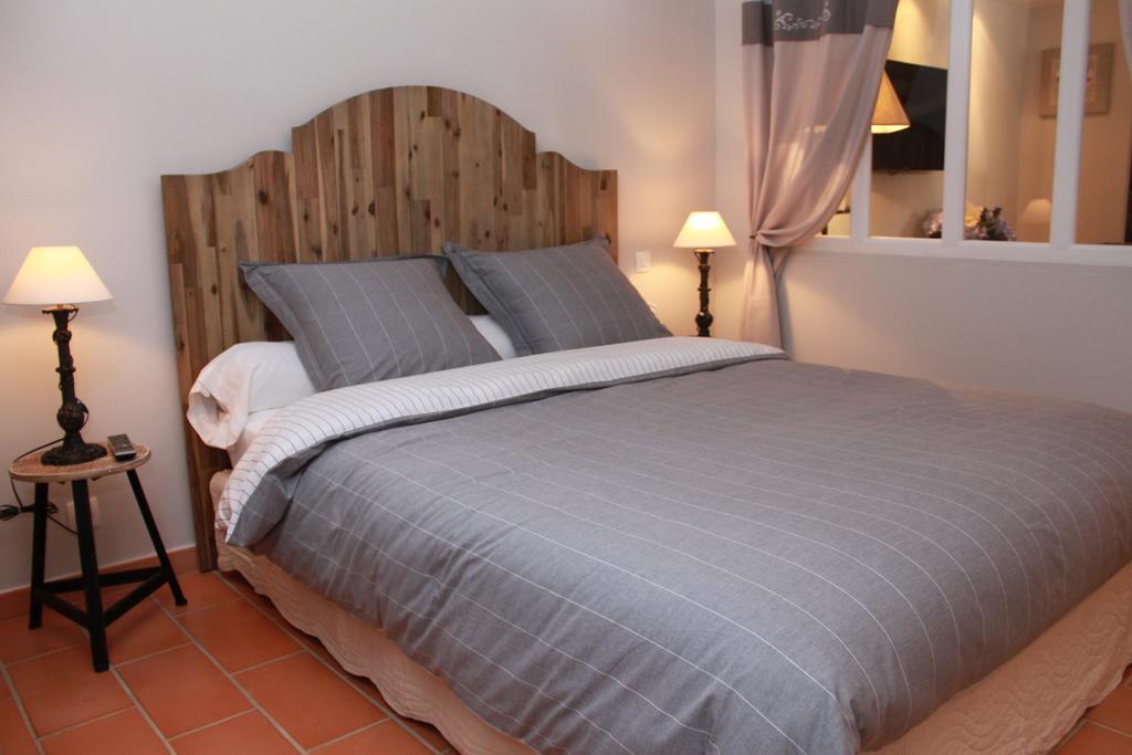 La Bastide Des Senteurs Hotel Peymeinade Room photo